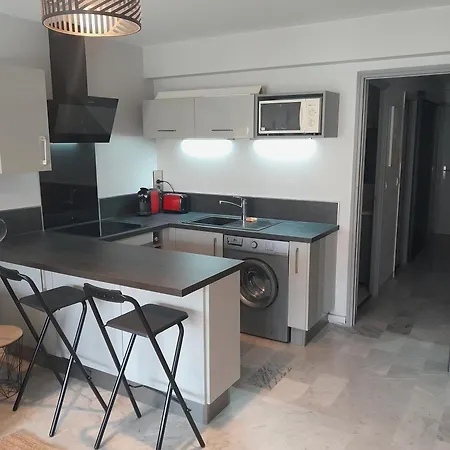 à 100m De La Mandelieu