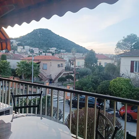 A 100m De La Appartement *